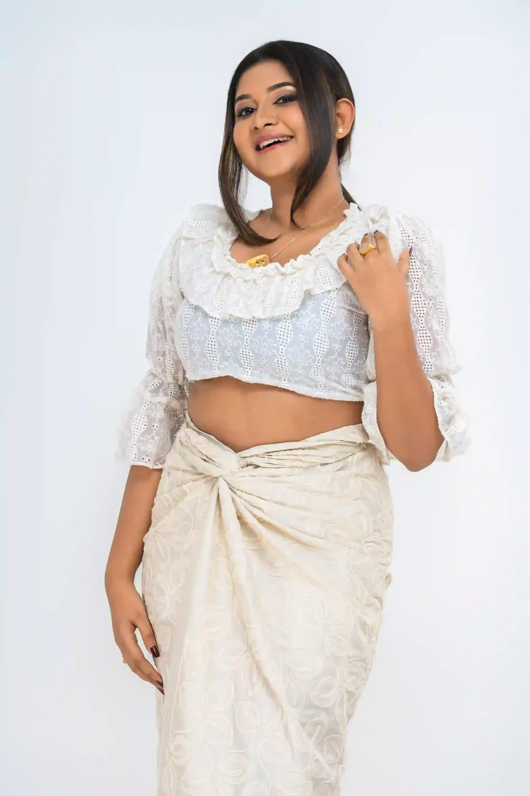 Kumari Outfit - Image 5