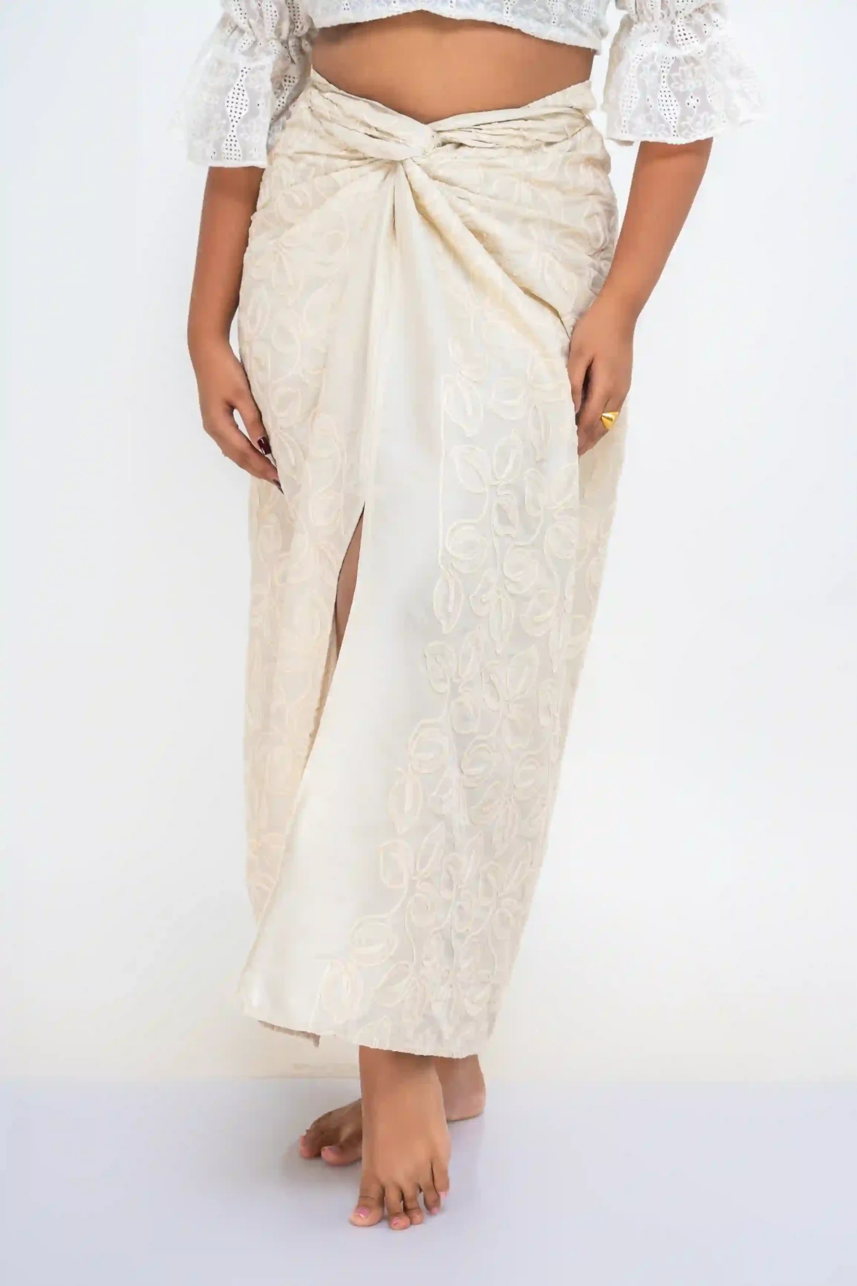 Kumari Outfit - Image 8