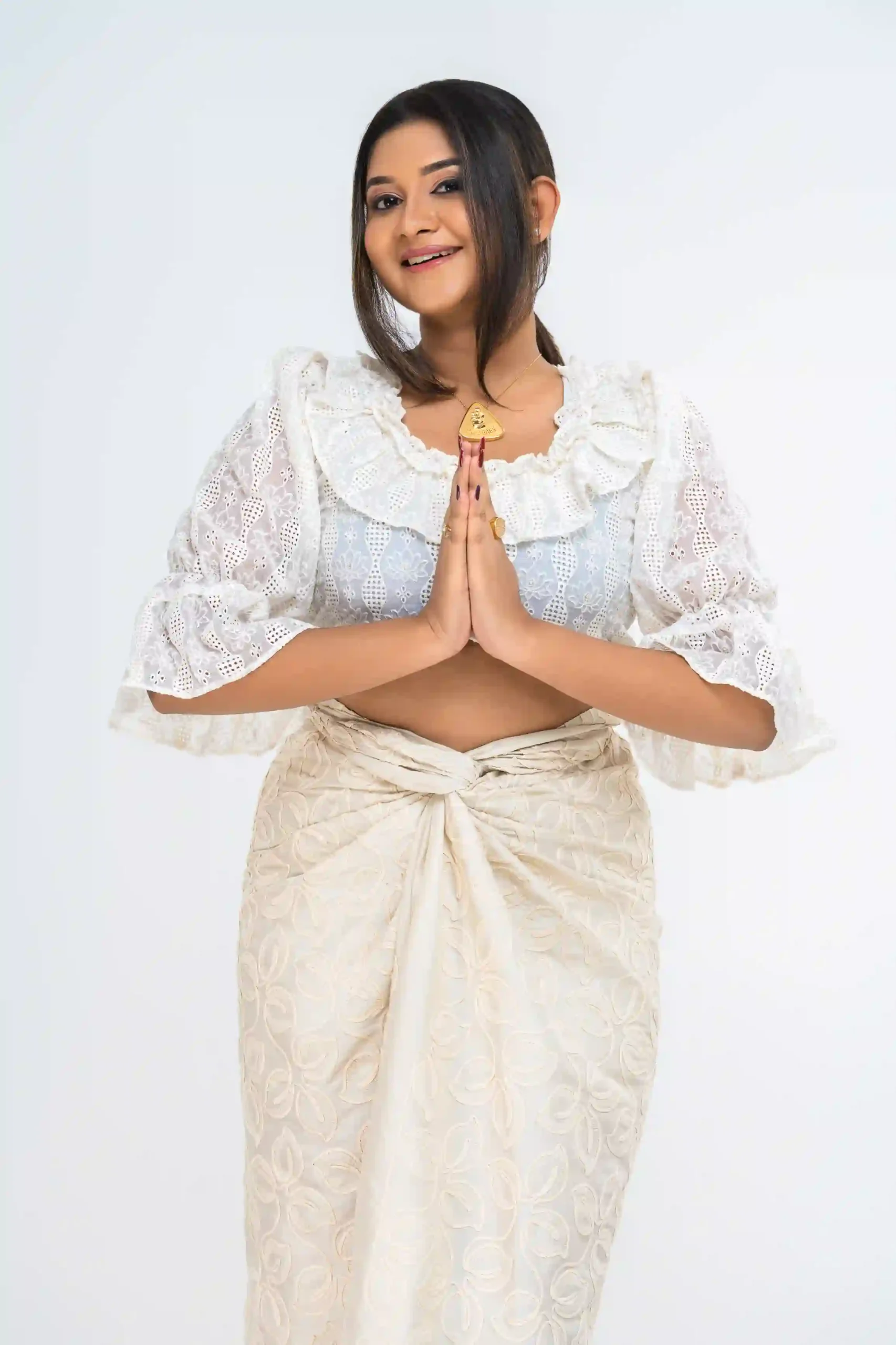 Kumari Outfit - Image 15